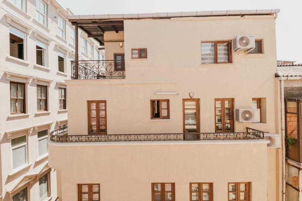 Galadoo Suites 4Th Floor Стамбул Экстерьер фото