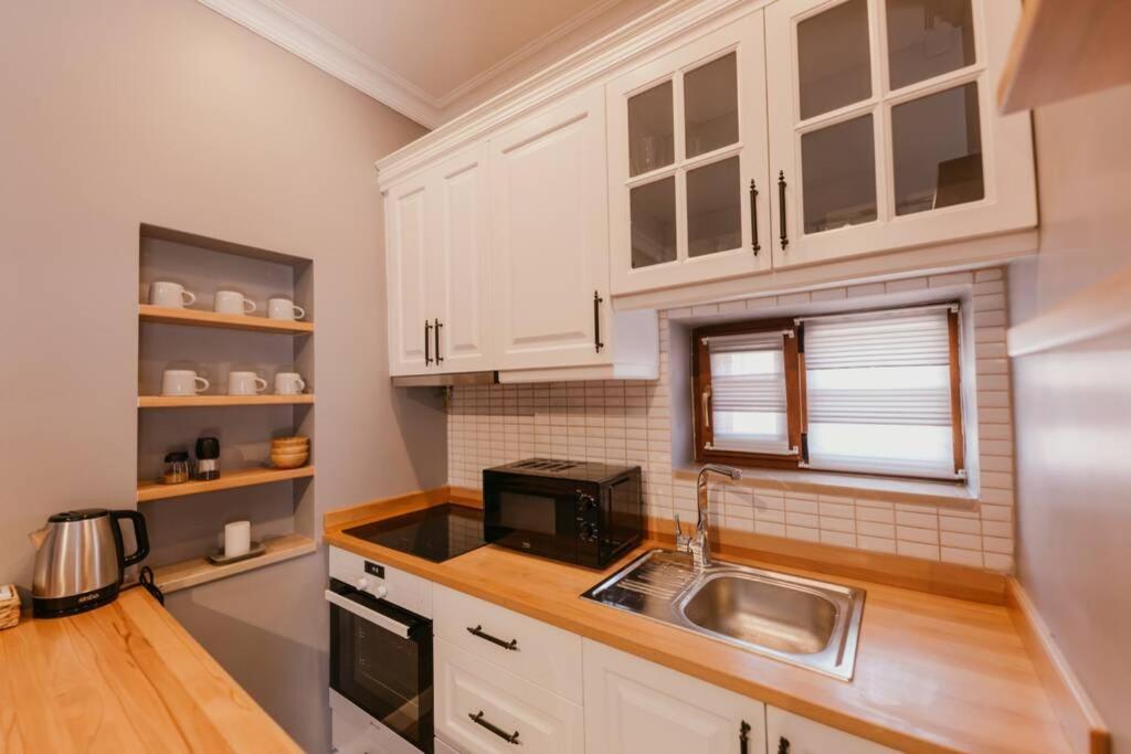 Galadoo Suites 4Th Floor Стамбул Экстерьер фото